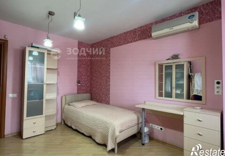 3-комн квартира пр-кт Максима Горького, 34/2,  д. 34/2