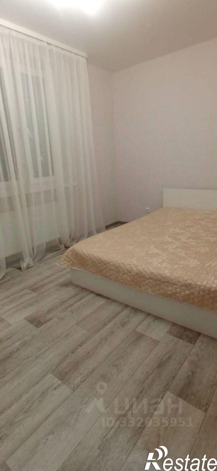 2-комн квартира ул Поэта Г.А. Ефимова, 3,  д. 3