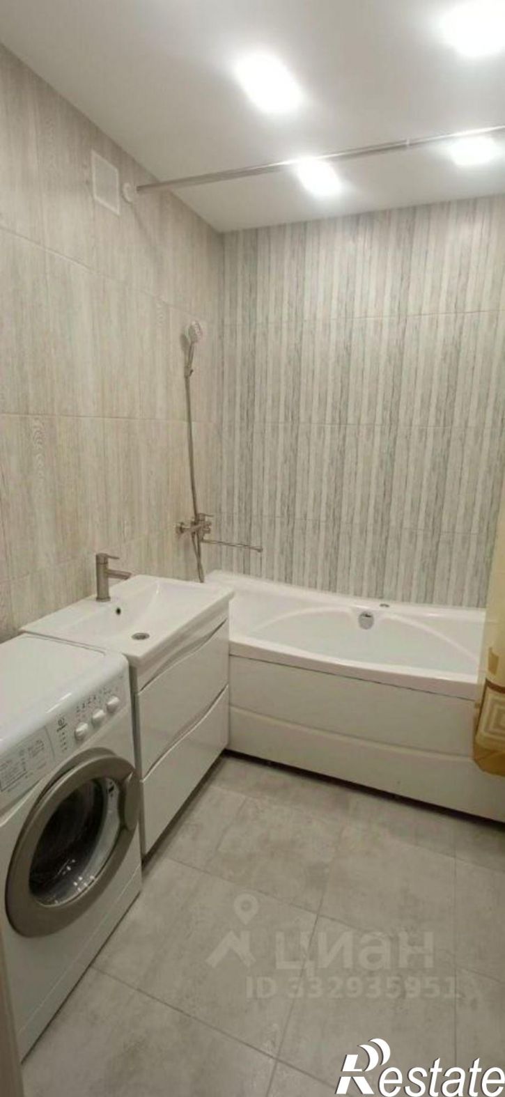 2-комн квартира ул Поэта Г.А. Ефимова, 3,  д. 3