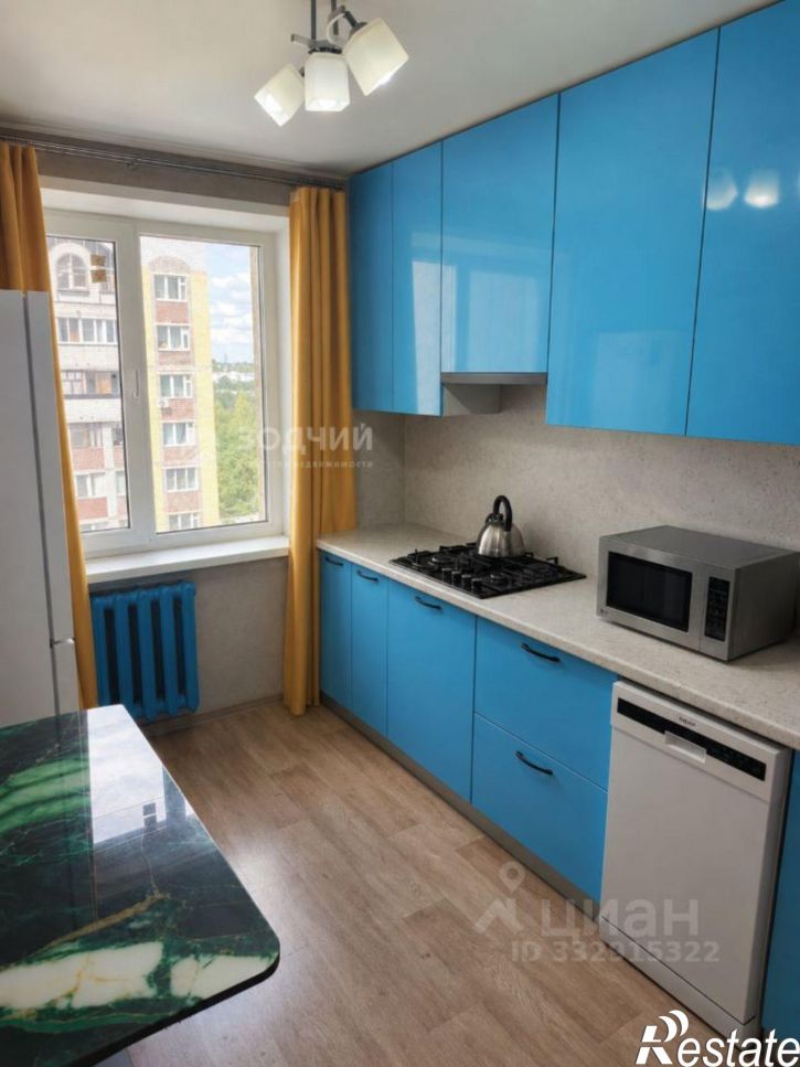 3-комн квартира пр-кт Тракторостроителей, 77,  д. 77