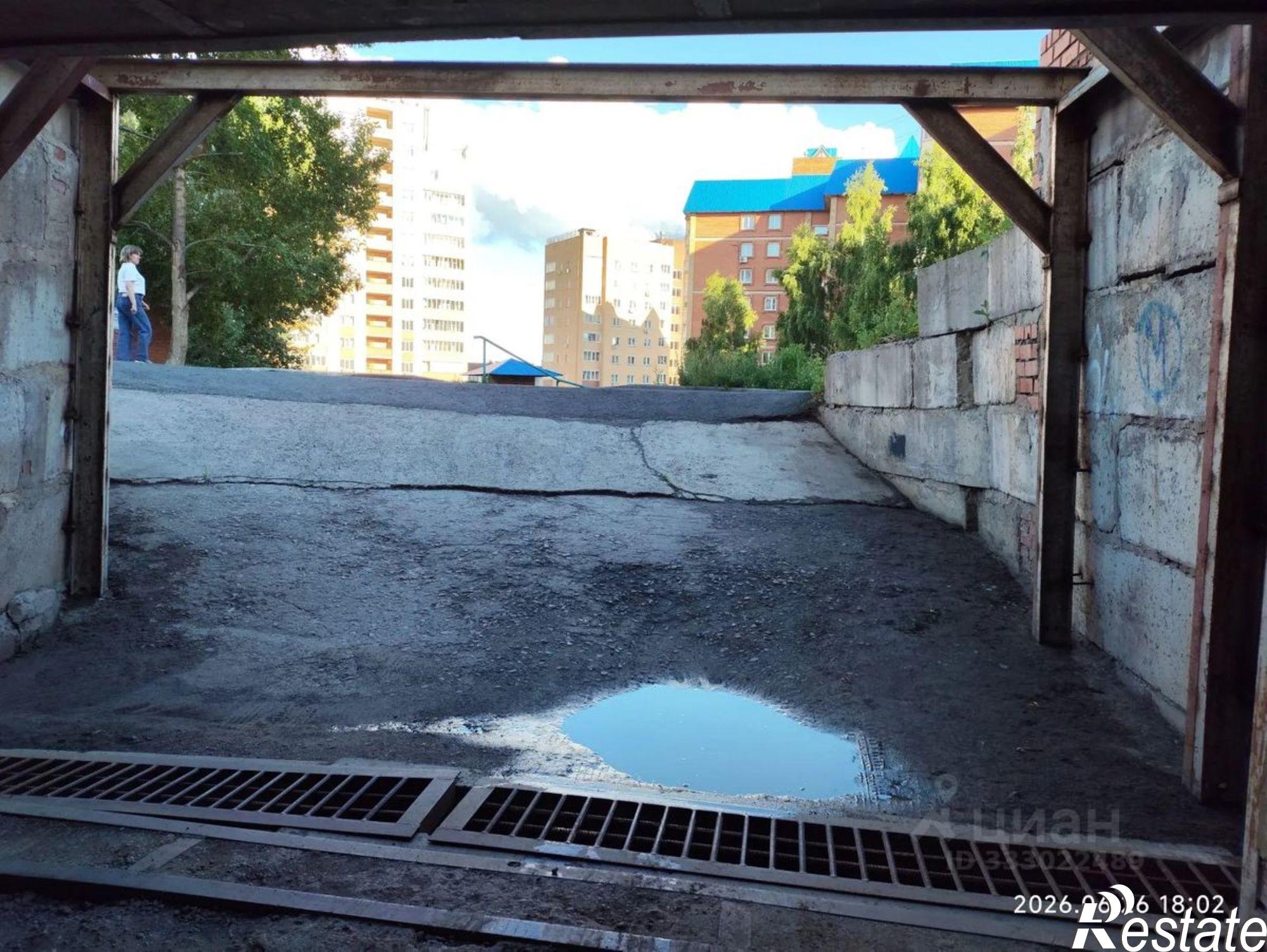 Купить гараж, место в паркинге за 950 004 рублей на ул Пирогова, 4 2