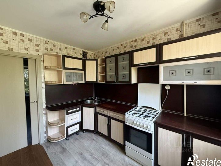 3-комн квартира ул 324 Стрелковой дивизии, 23,  д. 23