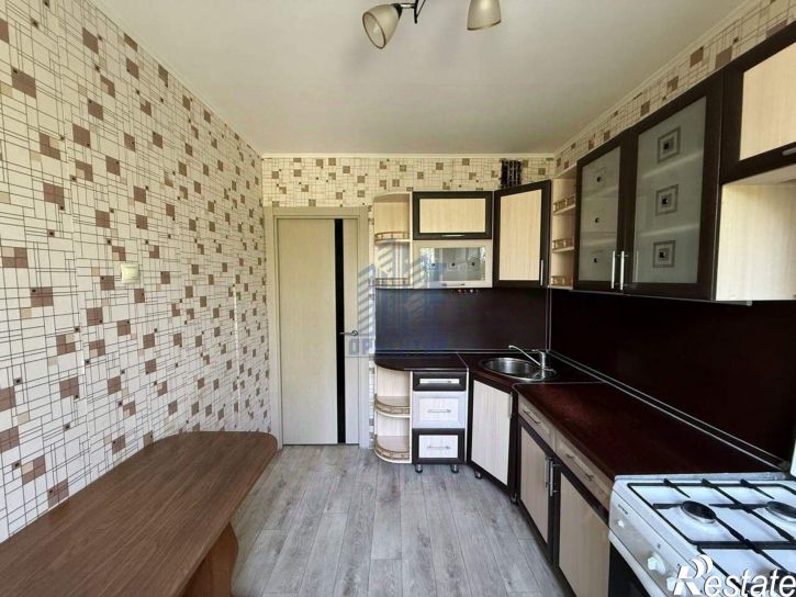 3-комн квартира ул 324 Стрелковой дивизии, 23,  д. 23