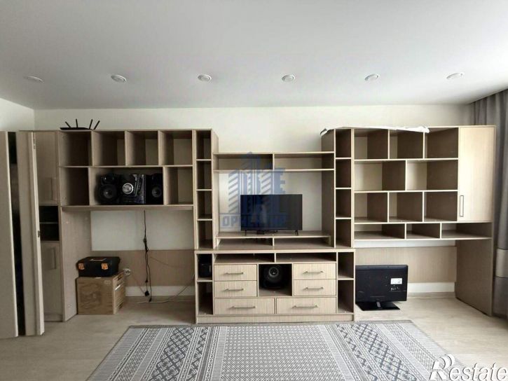 3-комн квартира ул 324 Стрелковой дивизии, 23,  д. 23