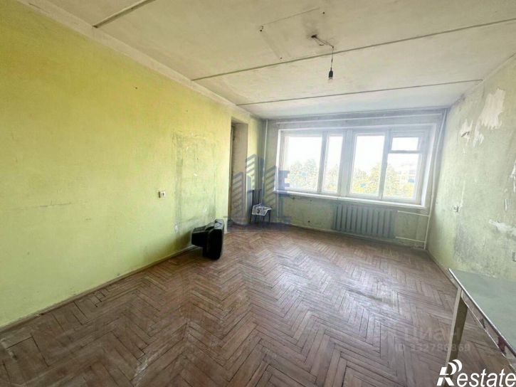 3-комн квартира пр-кт Максима Горького, 15,  д. 15