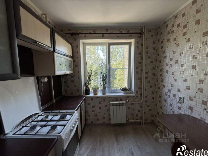 3-комн квартира ул 324 Стрелковой дивизии, 23,  д. 23