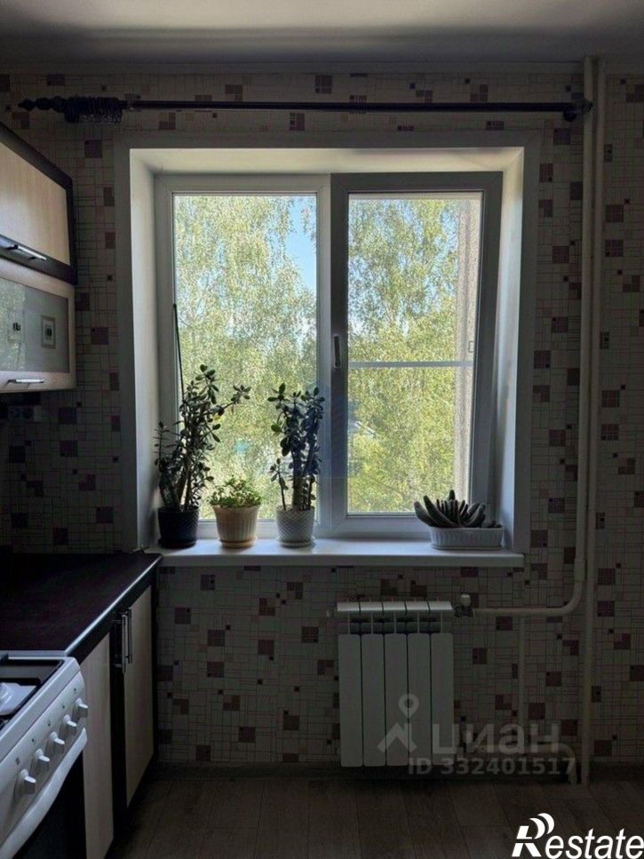 3-комн квартира ул 324 Стрелковой дивизии, 23,  д. 23