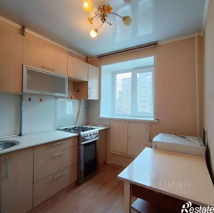 1-комн квартира ул 324 Стрелковой дивизии, 17,  д. 17