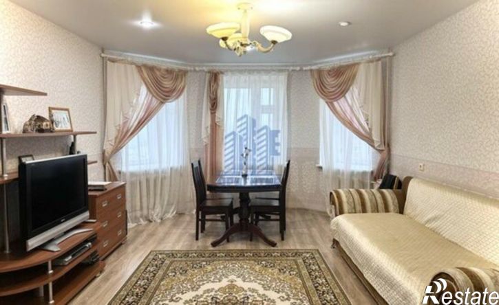 3-комн квартира б-р А.Миттова, 14,  д. 14