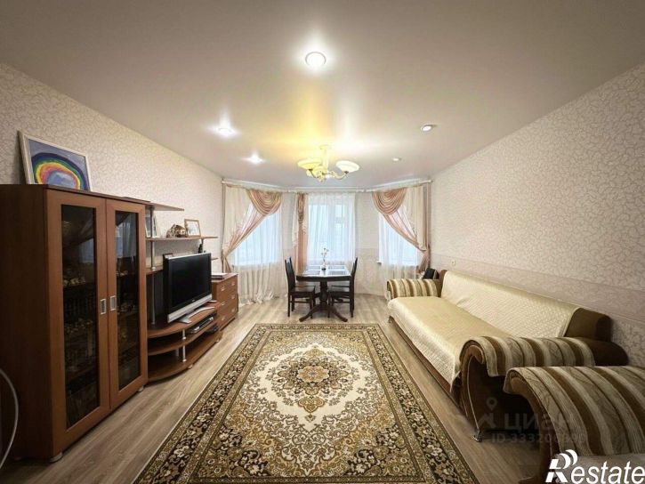 3-комн квартира б-р А.Миттова, 14,  д. 14
