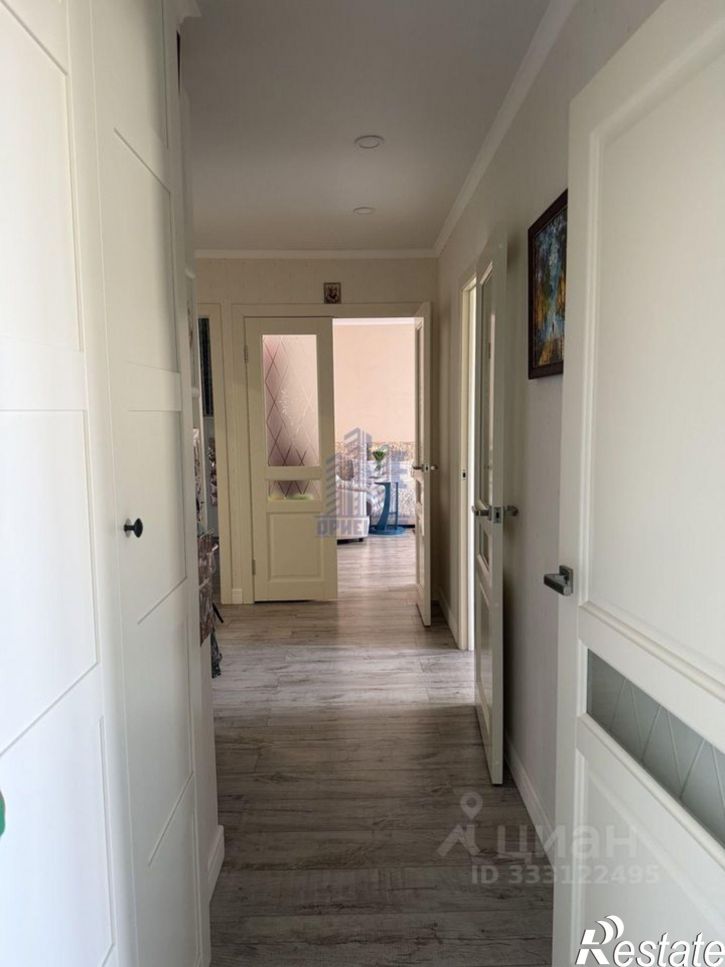 3-комн квартира ул Короленко, 18,  д. 18