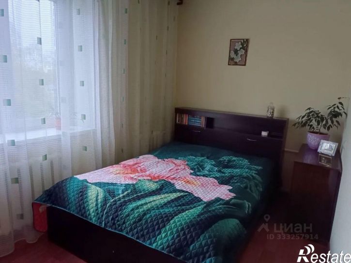 3-комн квартира ул Рихарда Зорге, 15,  д. 15