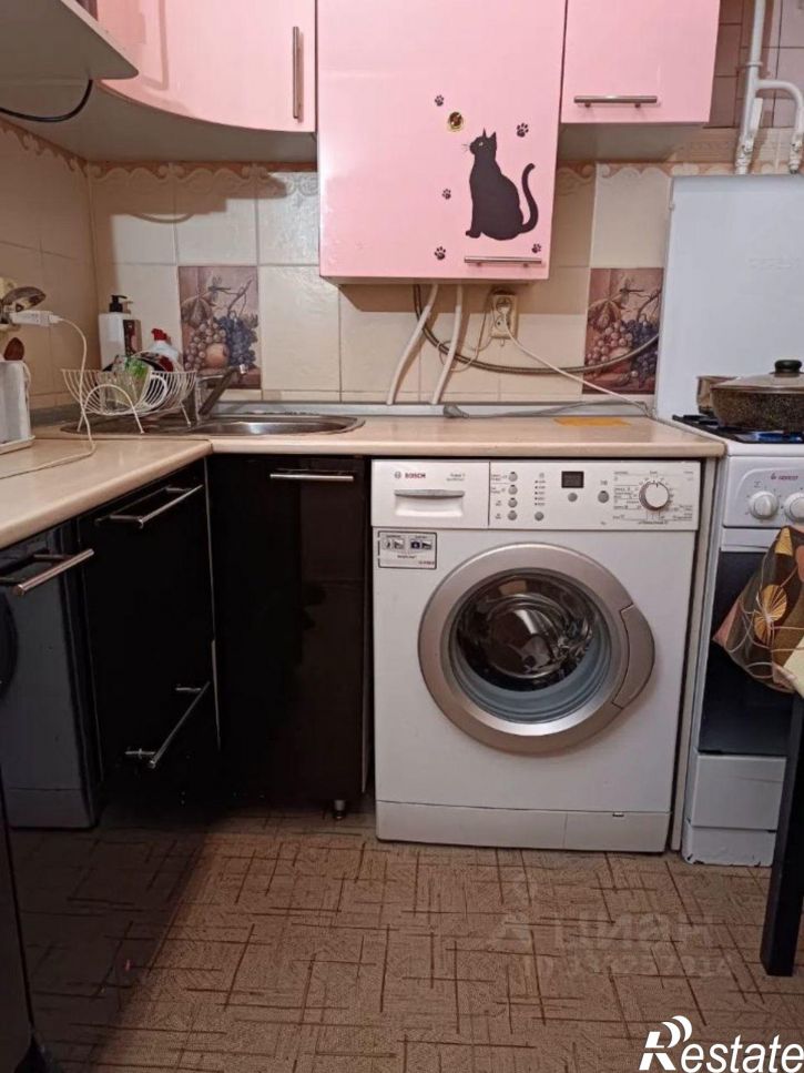 3-комн квартира ул Рихарда Зорге, 15,  д. 15