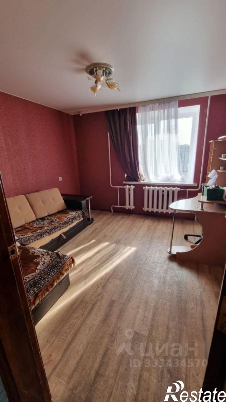 2-комн квартира пр-кт Максима Горького, 33,  д. 33