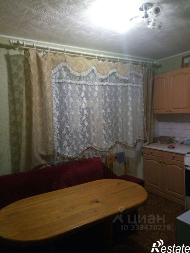Комната ул Гагарина Ю., 27,  д. 27