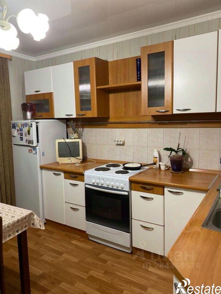 3-комн квартира пр-кт Максима Горького, 19,  д. 19