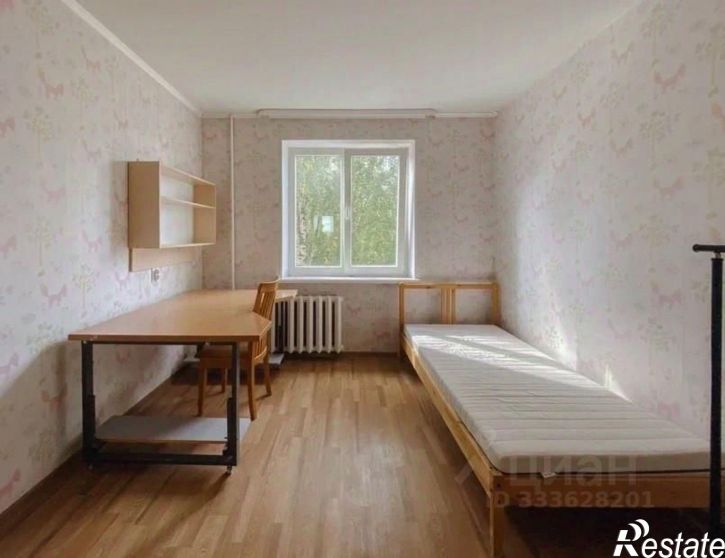 3-комн квартира улица Гузовского, 3,  д. 3