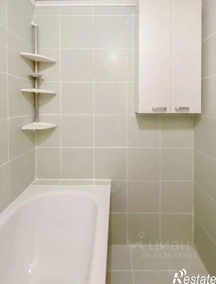 3-комн квартира улица Гузовского, 3,  д. 3