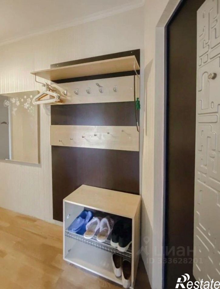 3-комн квартира улица Гузовского, 3,  д. 3
