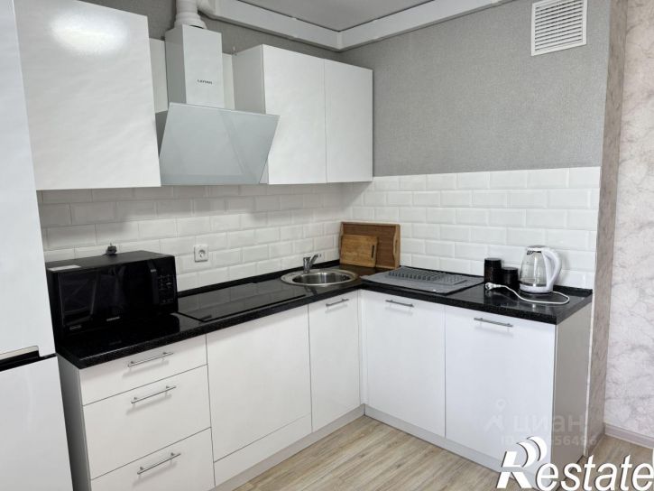 1-комн квартира улица Писателя Лаврентия Таллерова, 26,  д. 26