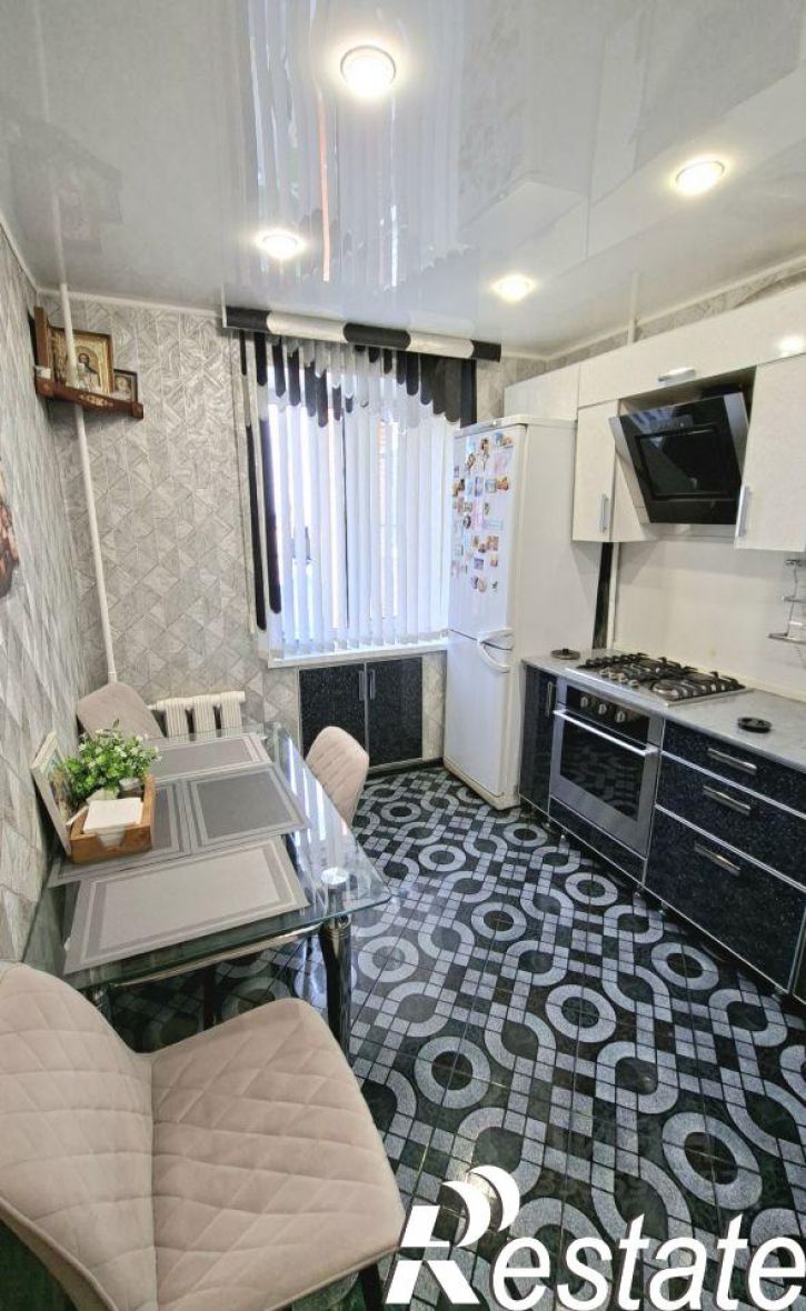 3-комн квартира улица Гагарина, 41,  д. 41