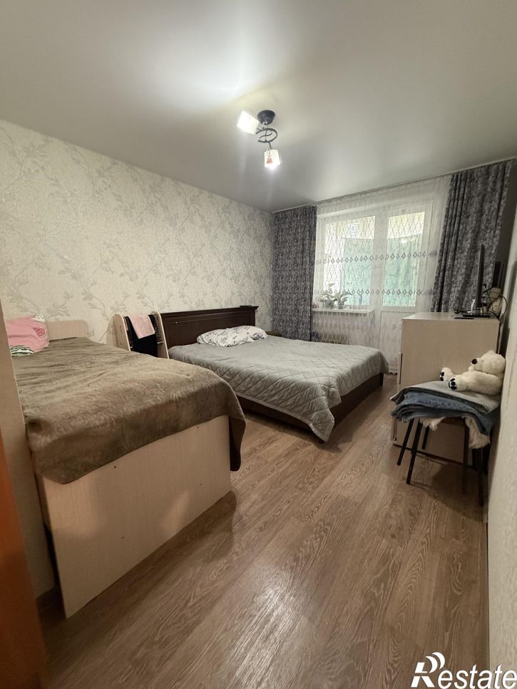 3-комн квартира Кадыкова улица,12