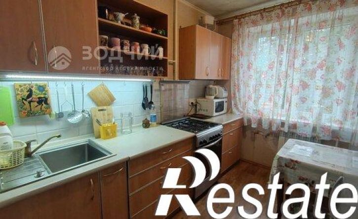 3-комн квартира улица Мичмана Павлова, 34,  д. 34