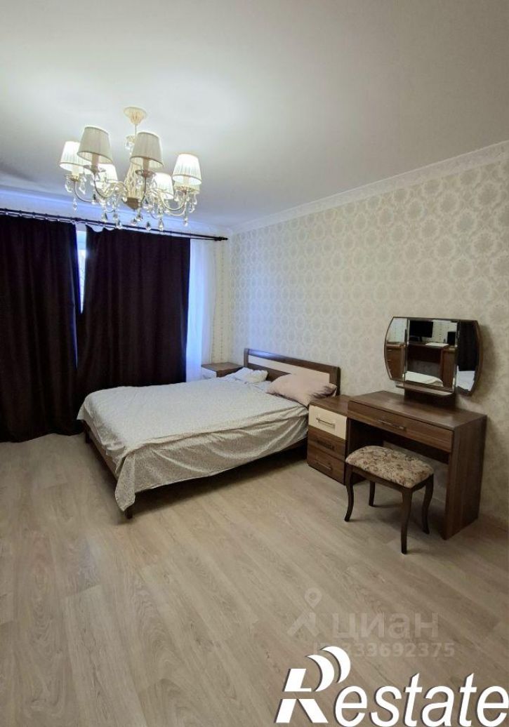3-комн квартира улица Композитора А.М.Токарева, 18,  д. 18