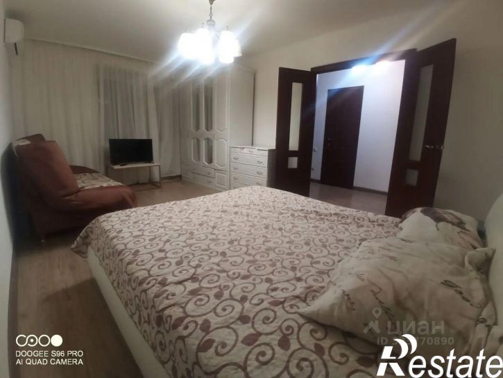 1-комн квартира улица Петра Ермолаева, 3,  д. 3