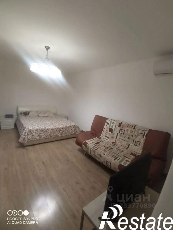 1-комн квартира улица Петра Ермолаева, 3,  д. 3
