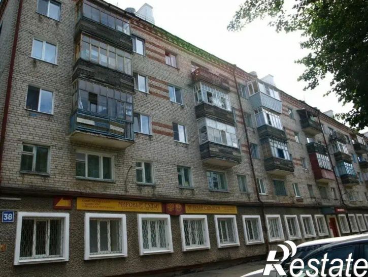 2-комн квартира улица Космонавта Николаева А.Г., 38,  д. 38