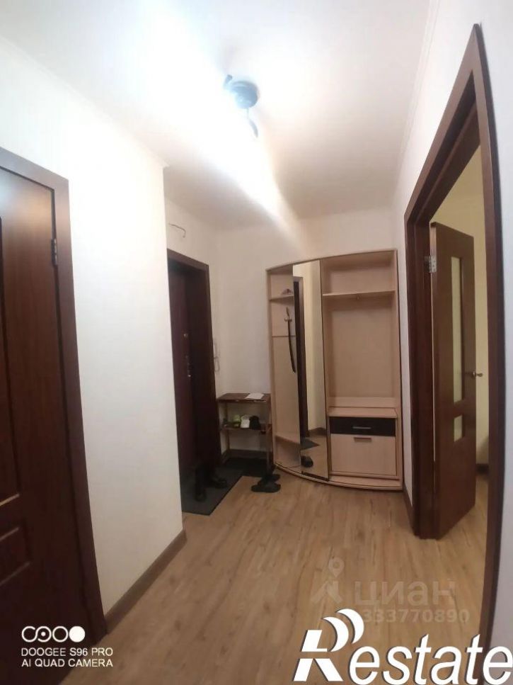 1-комн квартира улица Петра Ермолаева, 3,  д. 3