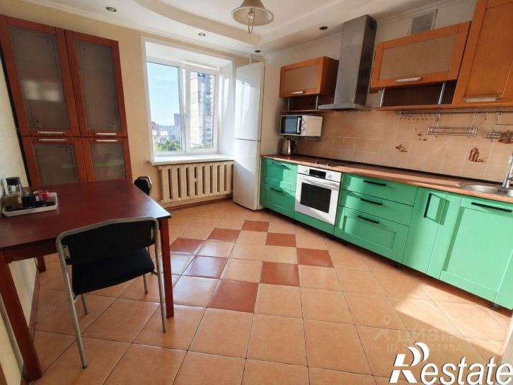2-комн квартира улица Гагарина, 33,  д. 33