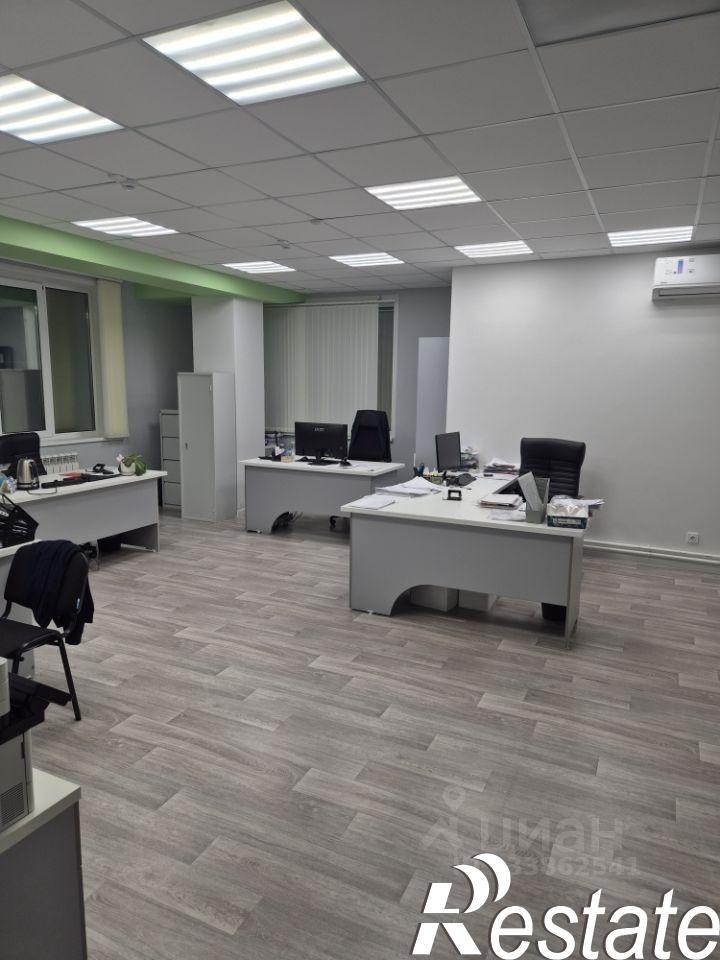 Купить офис, помещение под офис за 84 924 700 рублей на улица 324-й Стрелковой Дивизии, 3Б