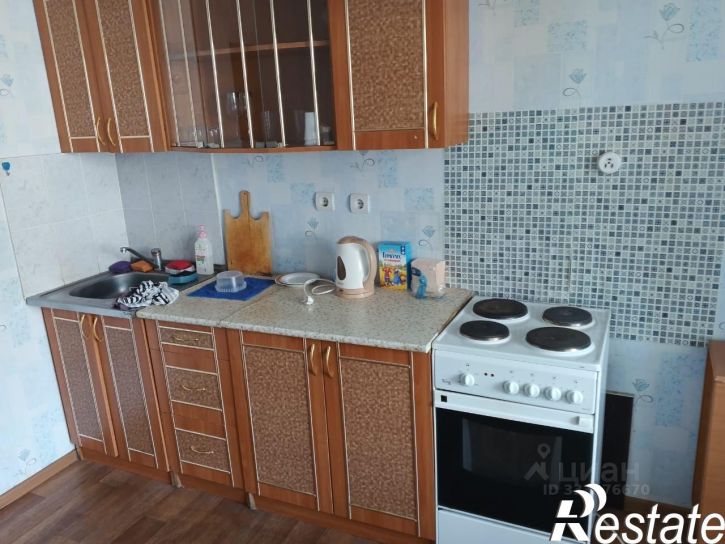 2-комн квартира проспект Максима Горького, 12,  д. 12