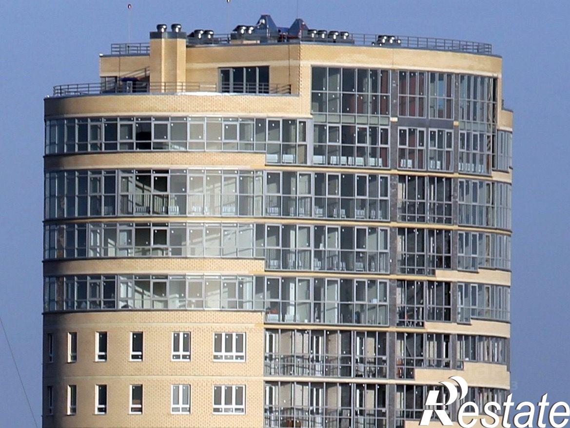 Купить гараж, место в паркинге за 2 350 010 рублей на улица Калинина, 93