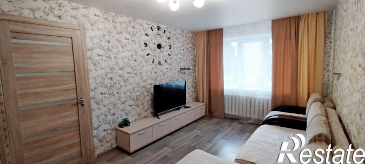 2-комн квартира улица Композитора Максимова, 6,  д. 6