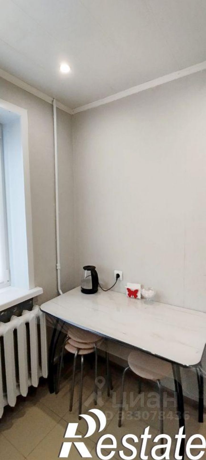 2-комн квартира улица Композитора Максимова, 6,  д. 6