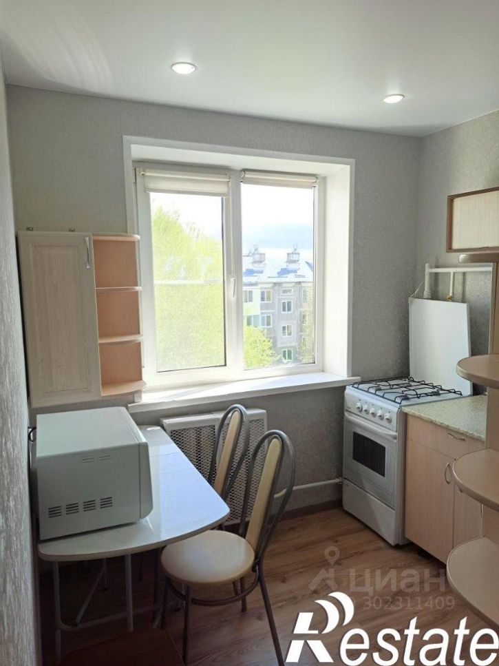 2-комн квартира улица Пирогова, 12 к2,  д. 12 к2