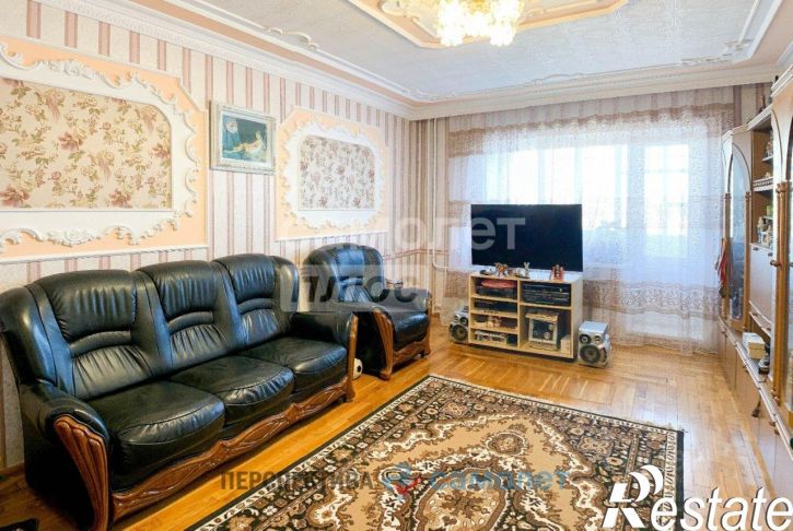 5-комн квартира улица Константина Иванова, 88,  д. 88