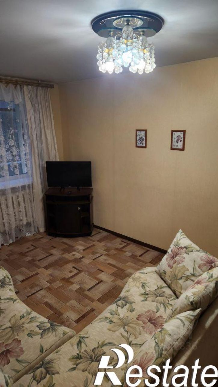 2-комн квартира улица Эльменя, 4,  д. 4