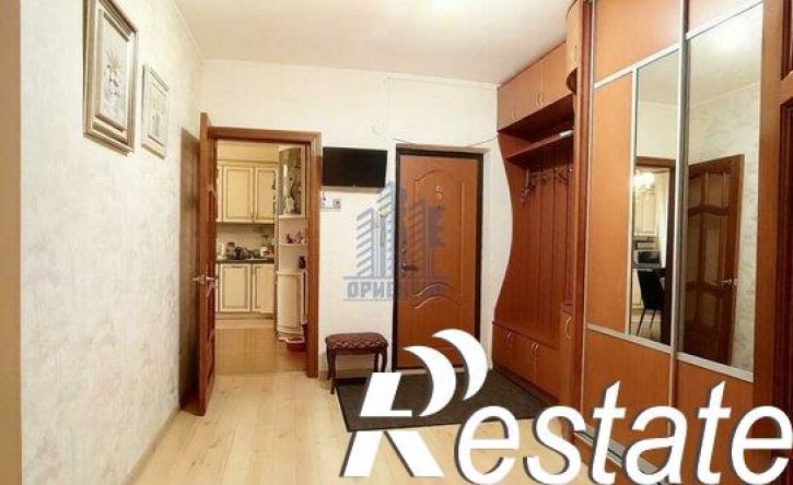 3-комн квартира улица Мичмана Павлова, 41,  д. 41