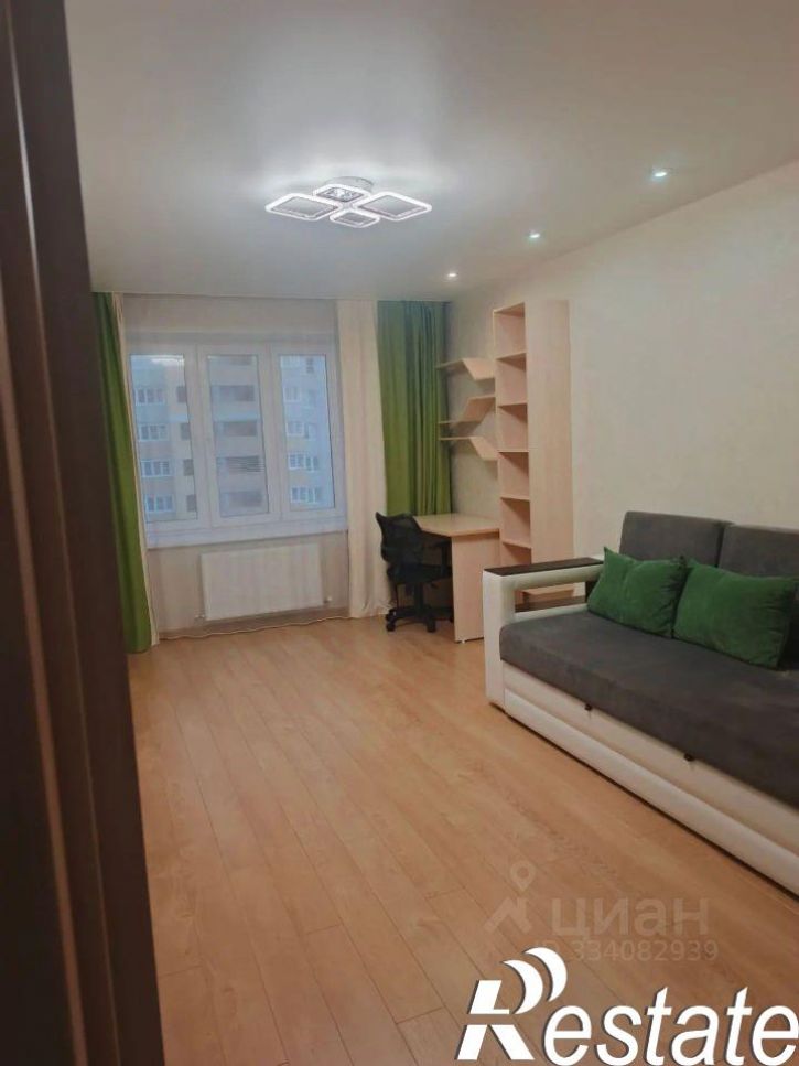 2-комн квартира Новогородская улица, 28,  д. 28
