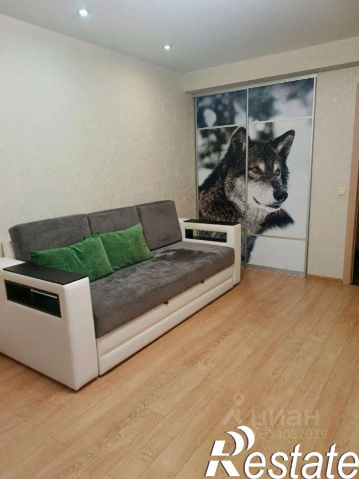 2-комн квартира Новогородская улица, 28,  д. 28