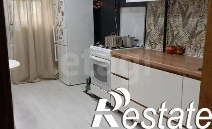3-комн квартира улица Пирогова, 4 к1,  д. 4 к1