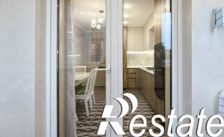 3-комн квартира улица Ленинского Комсомола, 80 к1,  д. 80 к1