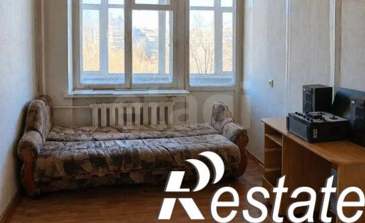3-комн квартира улица Ленинского Комсомола, 32,  д. 32