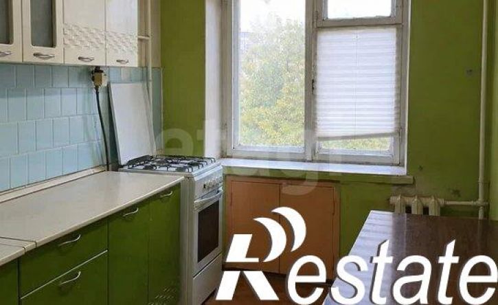 3-комн квартира улица Ленинского Комсомола, 32,  д. 32