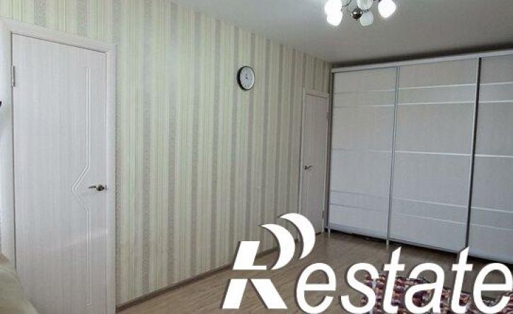 3-комн квартира улица Космонавта Николаева А.Г., 48,  д. 48