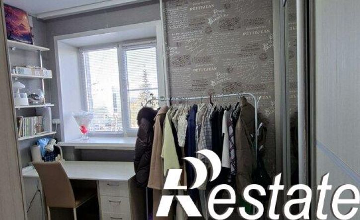 3-комн квартира улица Космонавта Николаева А.Г., 48,  д. 48